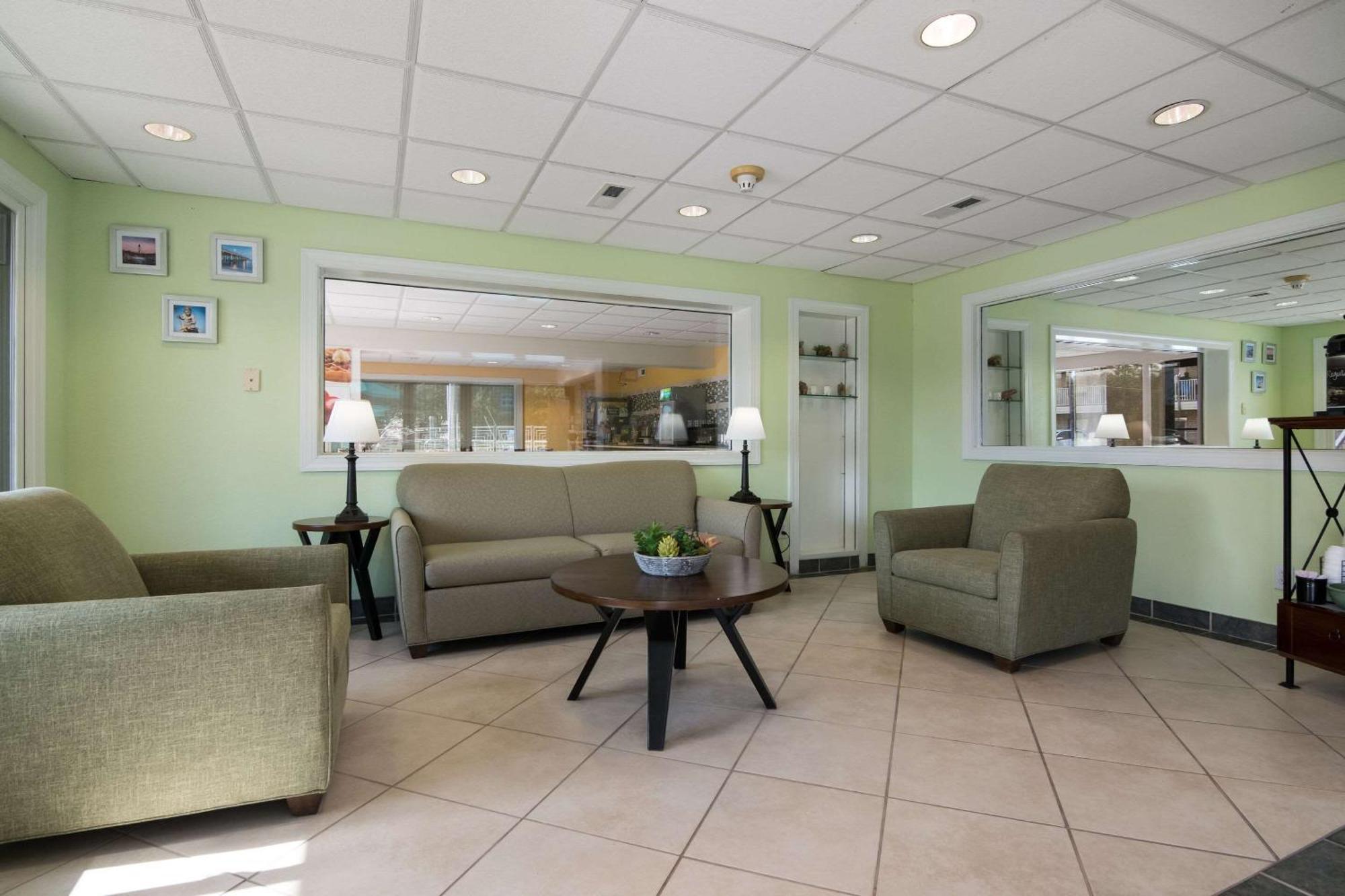 Quality Inn Little Creek Virginia Beach Esterno foto