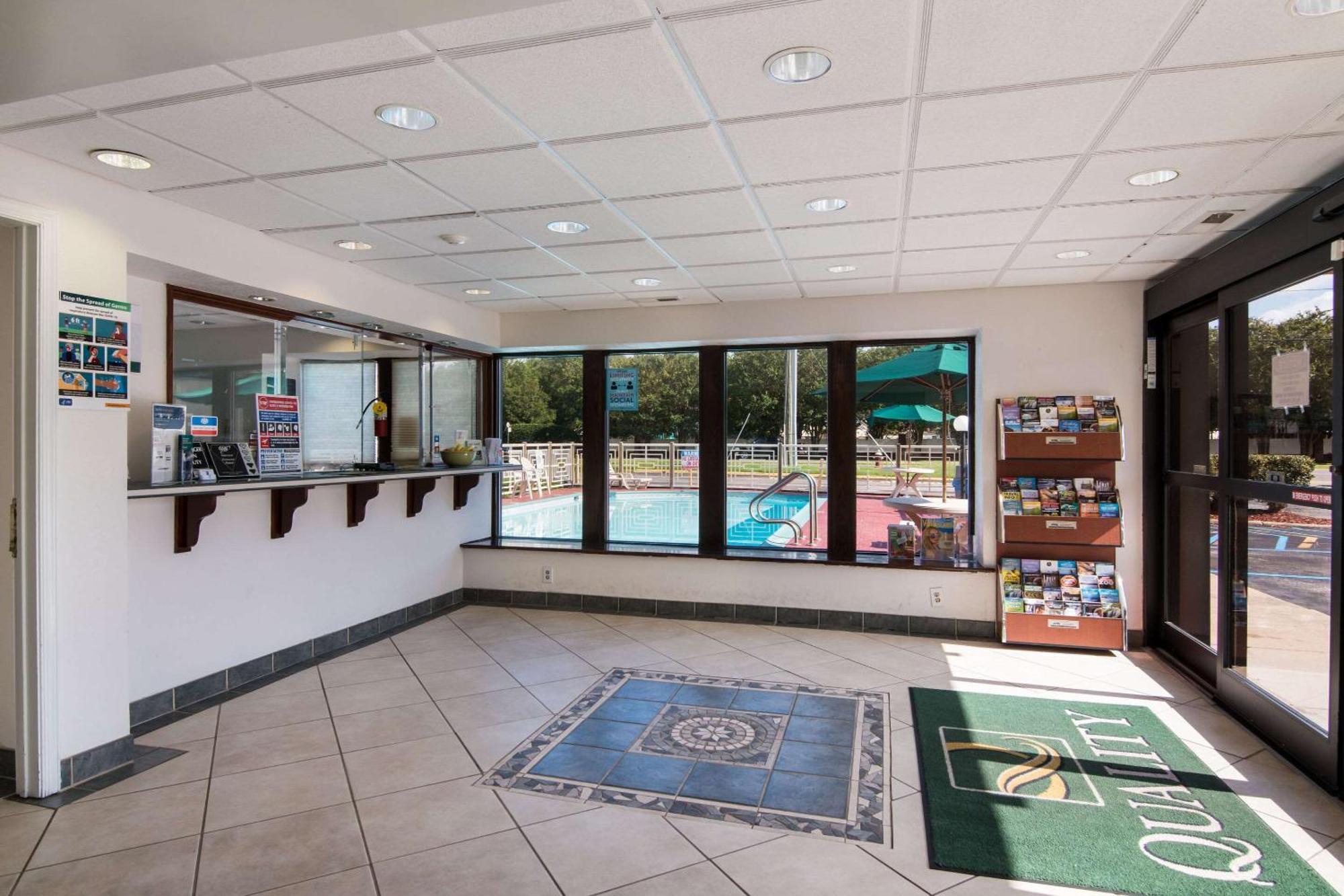 Quality Inn Little Creek Virginia Beach Esterno foto