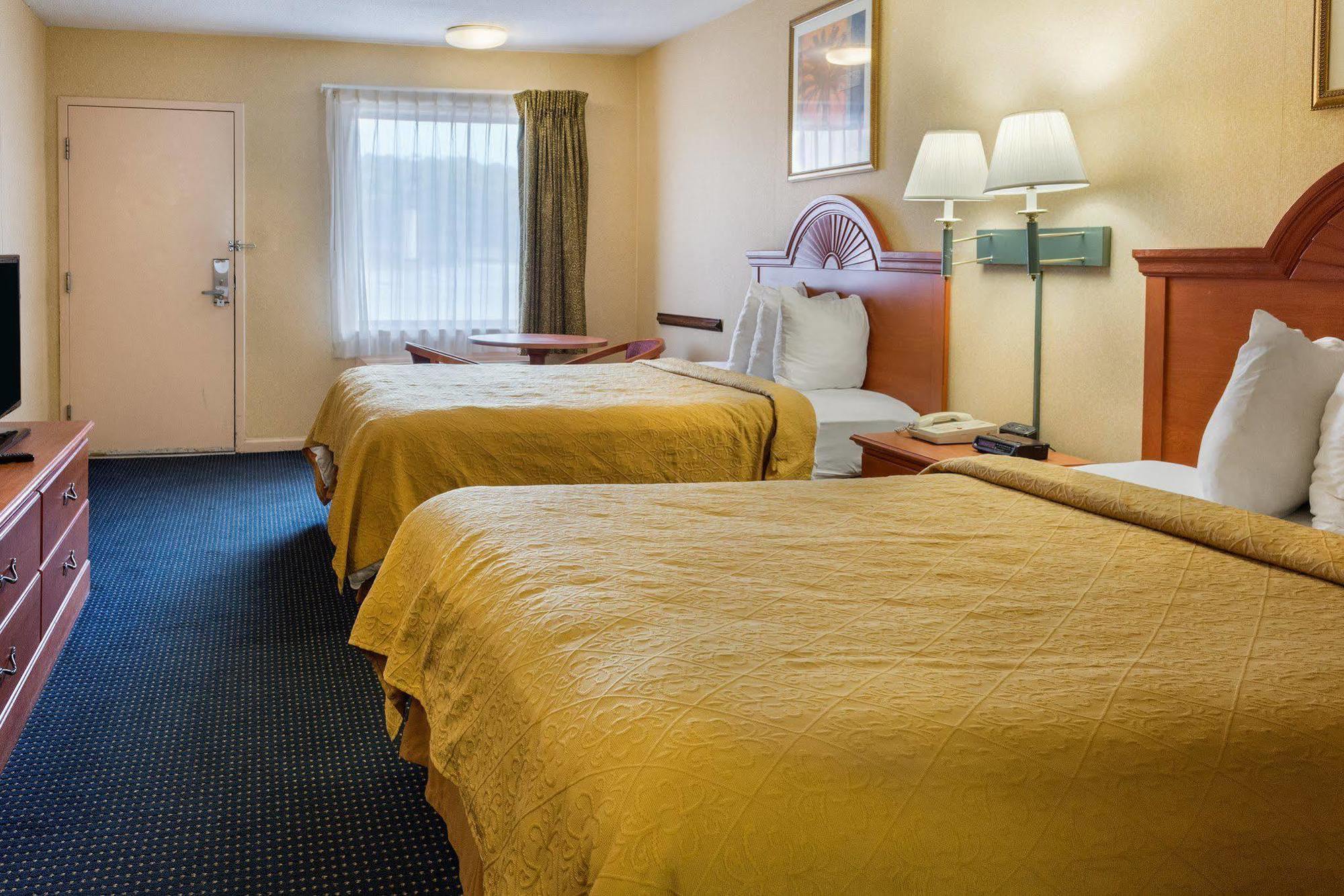 Quality Inn Little Creek Virginia Beach Esterno foto
